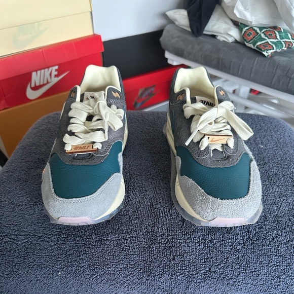 Nike Air Max 1 SP Particle Grey/Dark Teal Green Women’s Size 7.5 - Picture 2 of 9